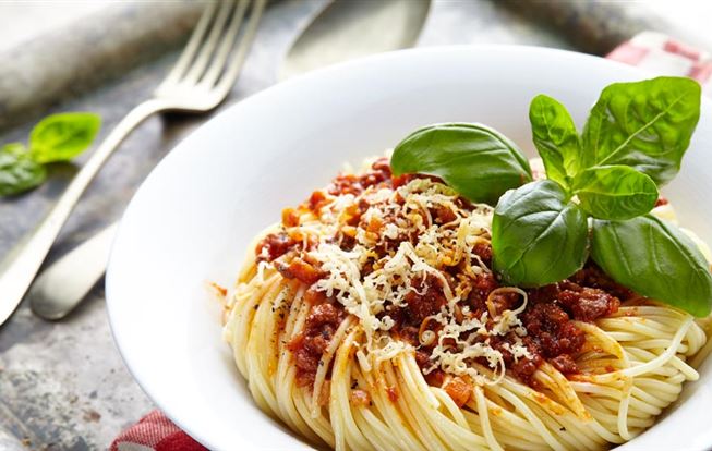 Špagety s omáčkou Bolognese