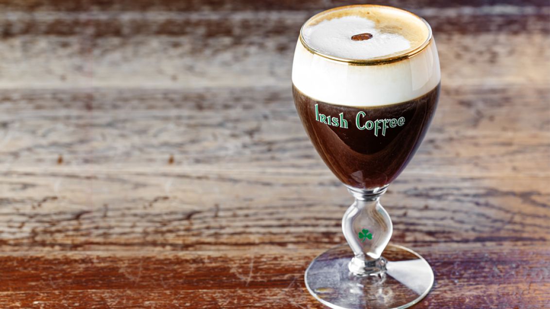 Jak si doma připravit pravou irskou kávu? Snadno!