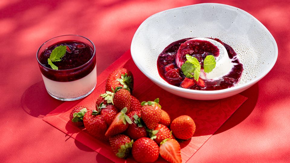 Panna cotta s lesním ovocem