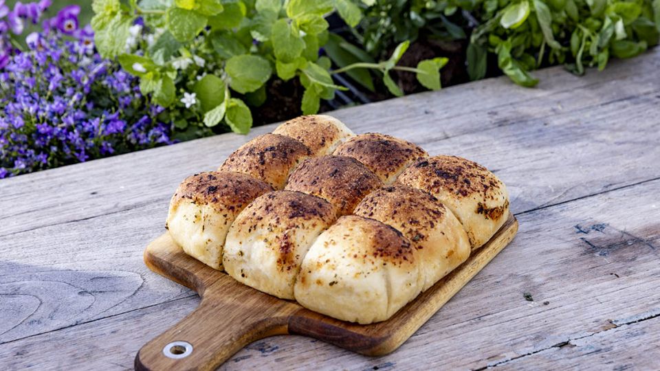 /productFiles/8476/960x540-1-933-25-Pizza-bochanky-beautyshot-1132x637-kopie.jpeg