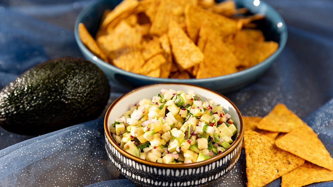 Ananasová salsa s chilli a avokádem