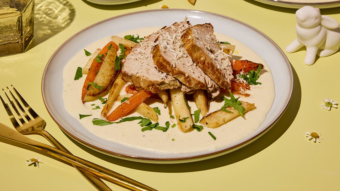 Telecí stehna s křenovou omáčkou