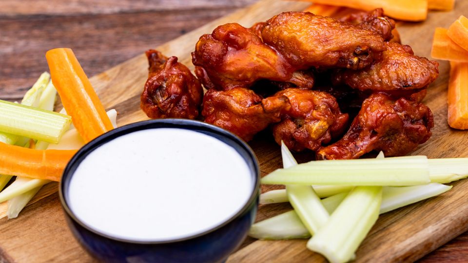 /productFiles/8711/960x540-1-KW42-26-Kureci-kridla-Buffalo-wings-beautyshot-1132x637.jpeg